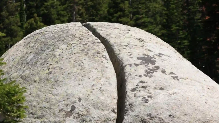 How to Crack a Boulder